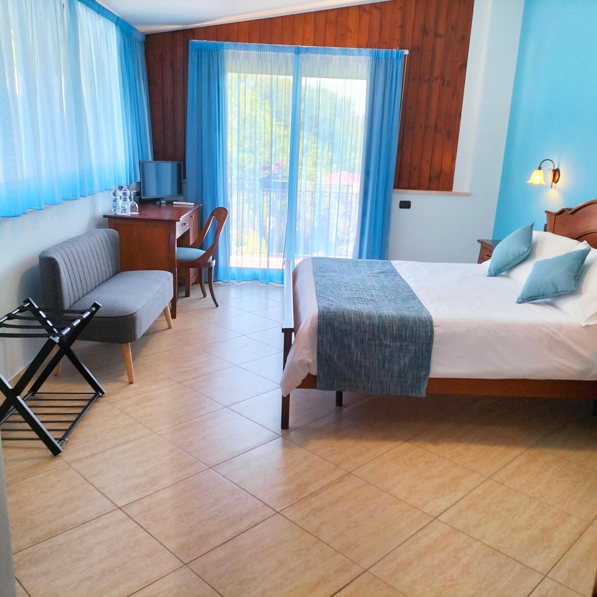 Villa Gloria Gaggi Room photo